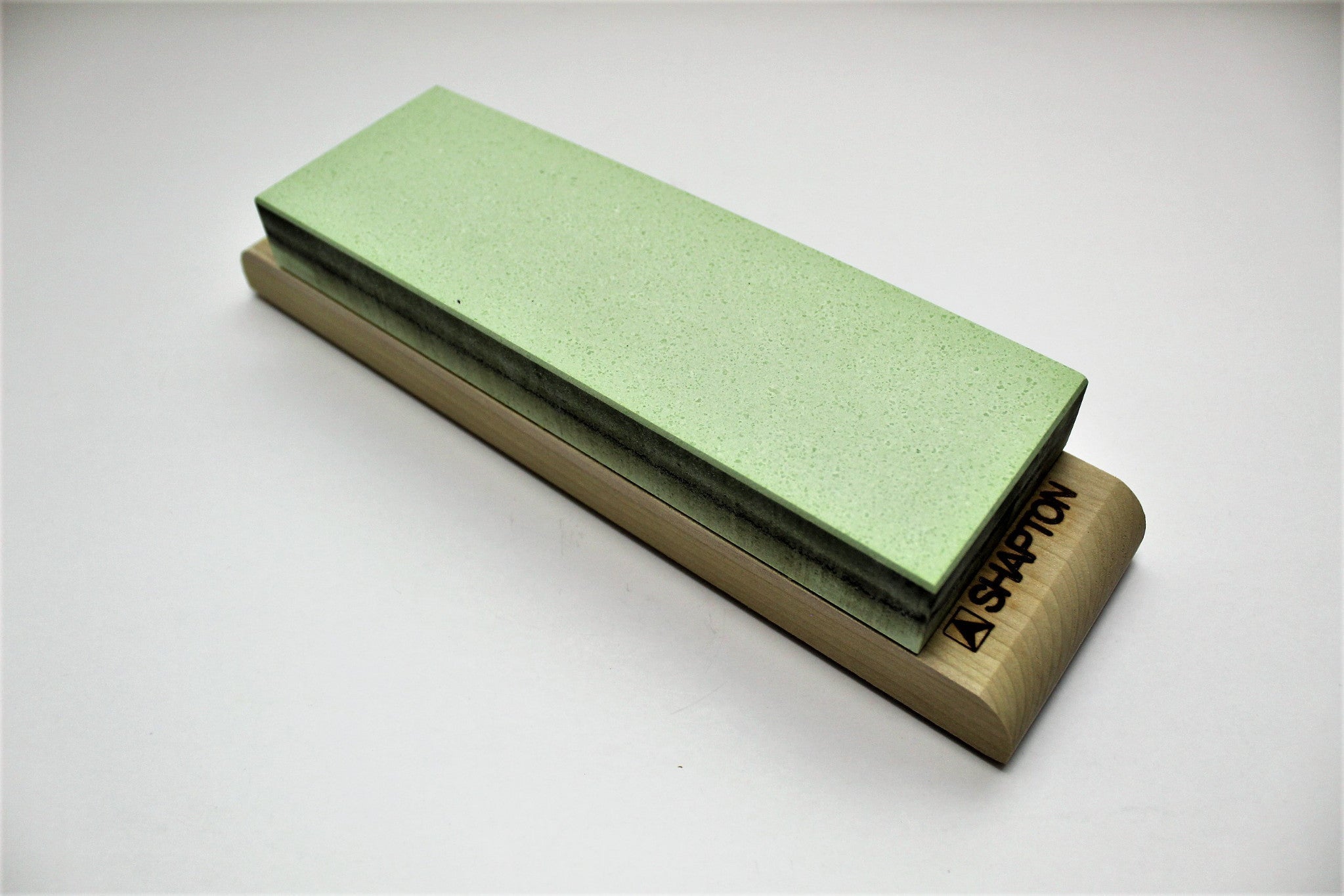 Medium Whetstones (800–2000 Grit): The Workhorse of Knife Sharpening