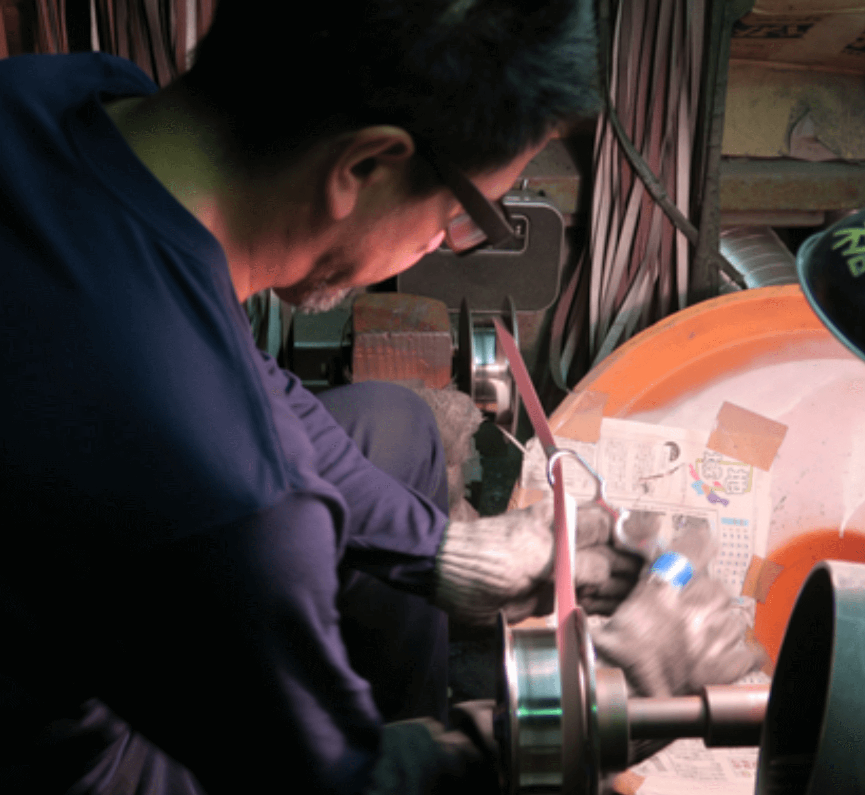 Forged Kitchen Scissors with Paulownia Box