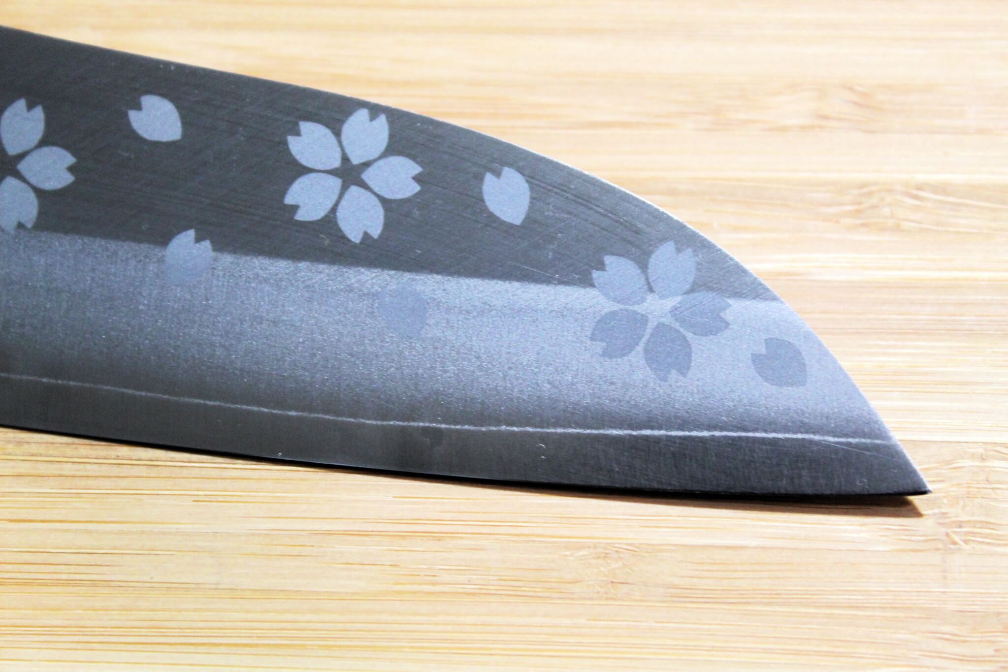 Fujita Marunoko VG-10 Cherry Blossom Santoku with Cypress Handle 180 mm / 7.0"