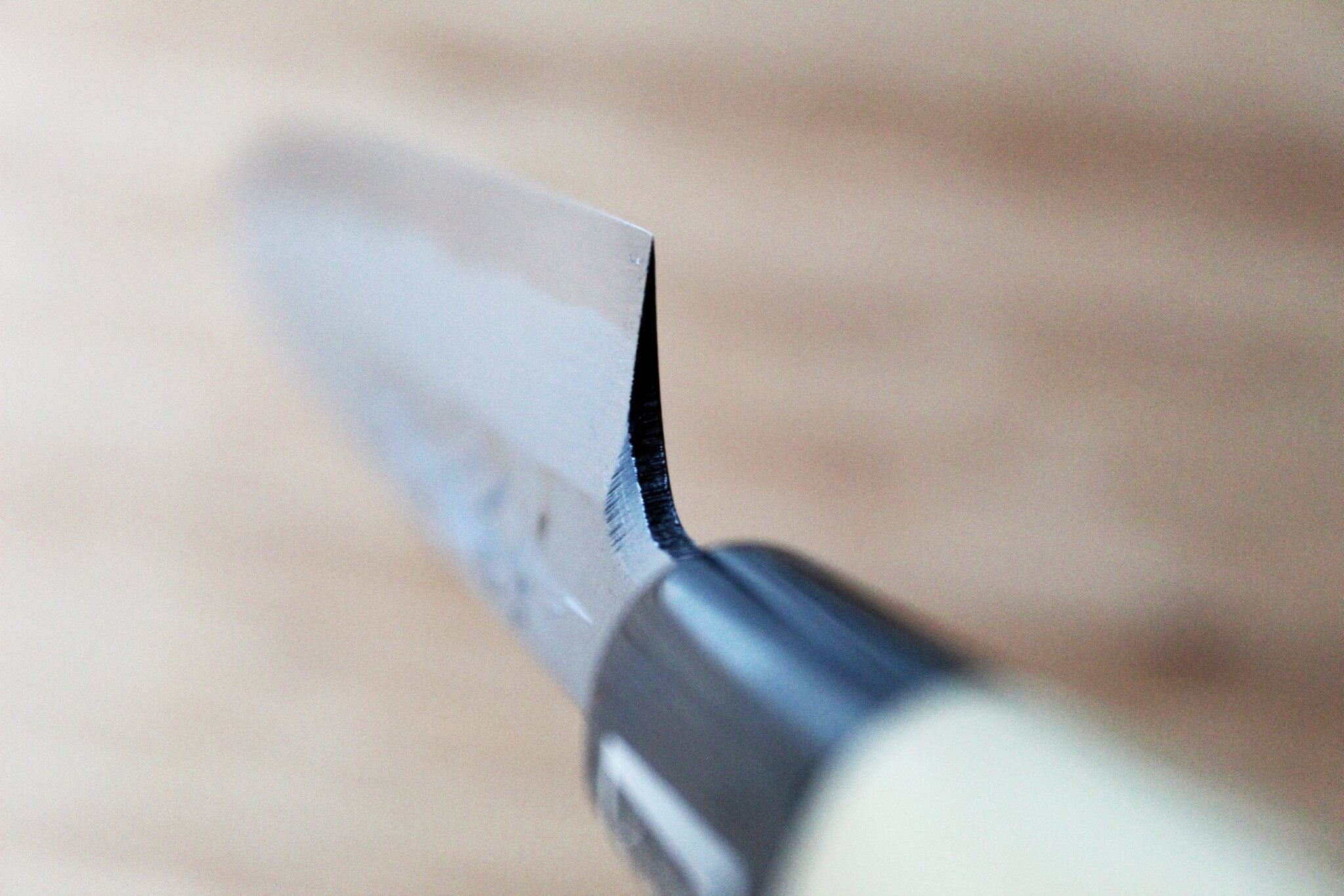 Miki Hamono Yanagiba Slicer Knife Shironiko Damascus Magnolia Handle