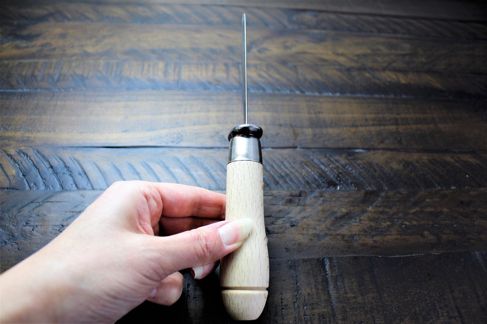 Accessories - Oyster Shucker / Opener With Wooden Handle