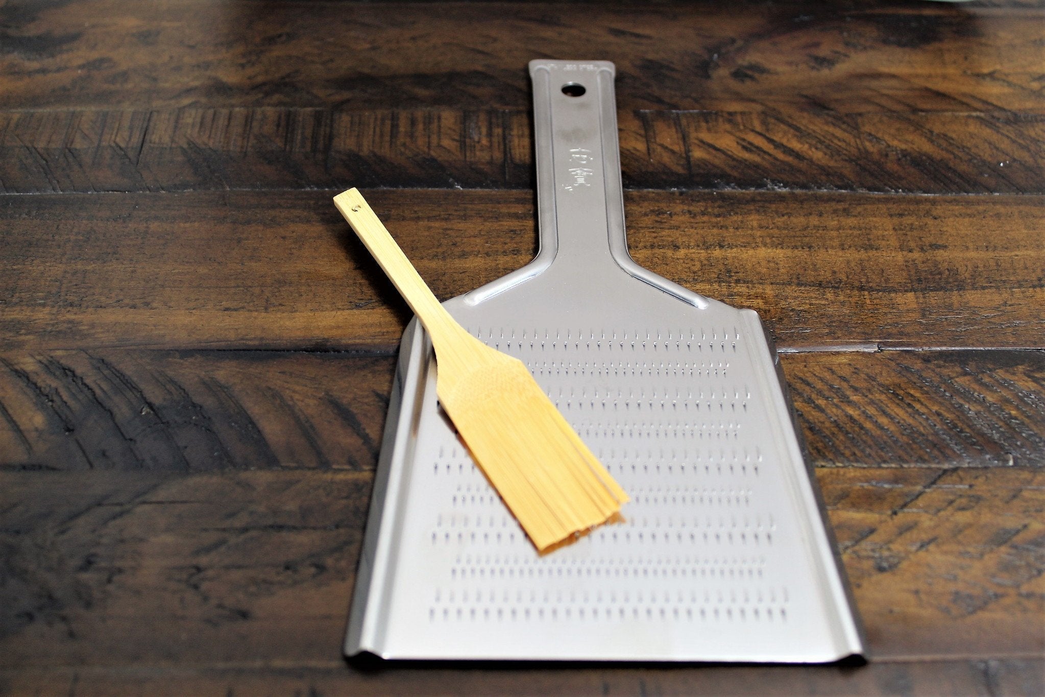 Accessories - Stainless Steel Japanese Grater / Oroshigane With Bamboo Brush
