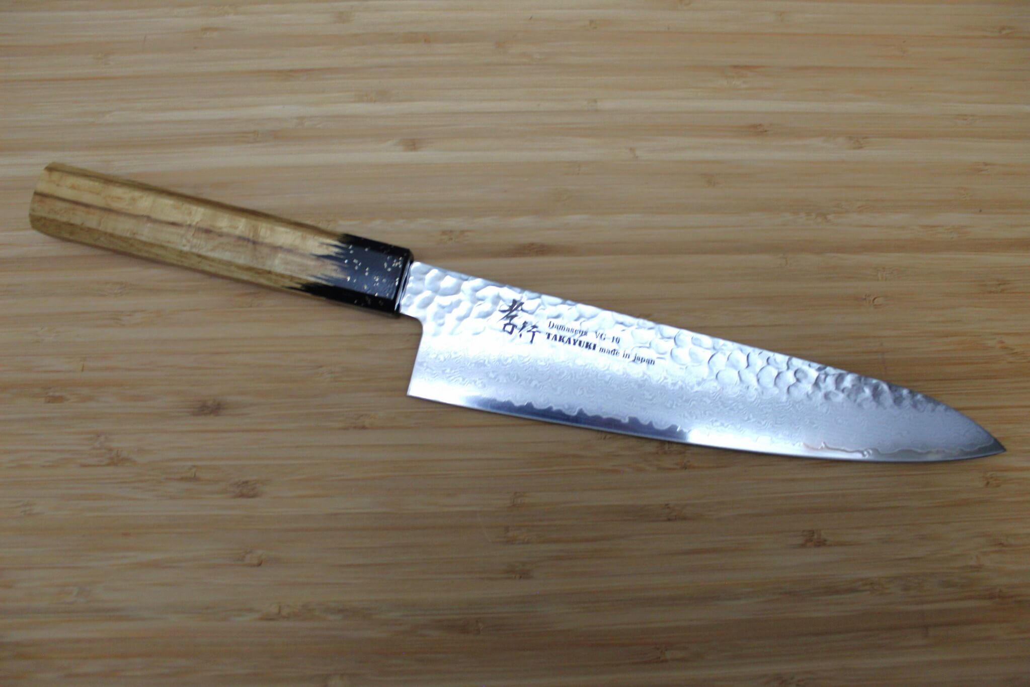 Kitchen Knife - Sakai Takayuki Gyuto Japanese Chef Knife 210 Mm (8.2") Damascus 33 Layer With Black Lacquered Oak Handle