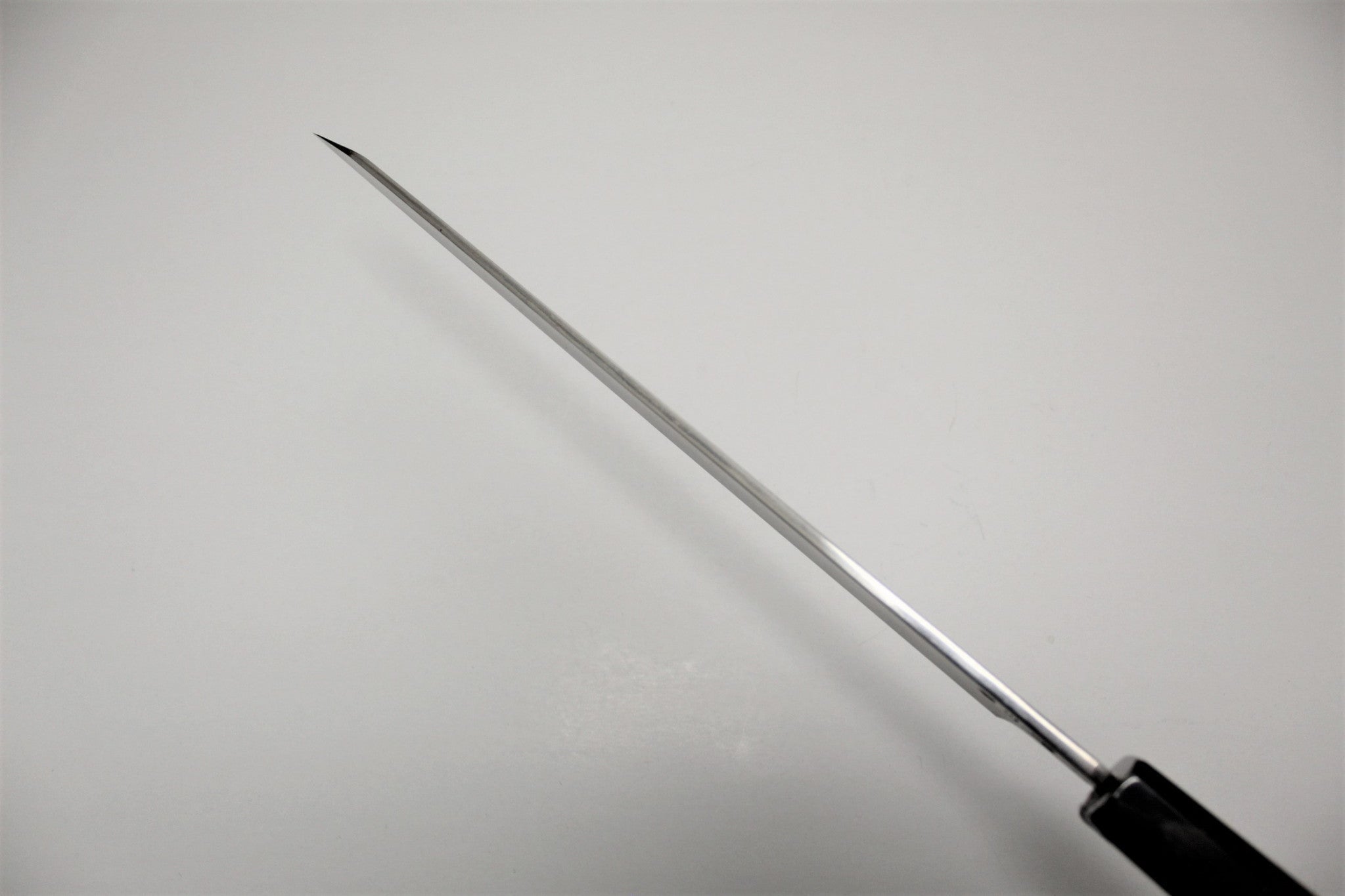 Kitchen Knives - Sakura Hanafubuki Hien Kengata Yanagiba Slicer With Saya 270mm (10.6") - Ginsan Stainless Steel - Hand Etched