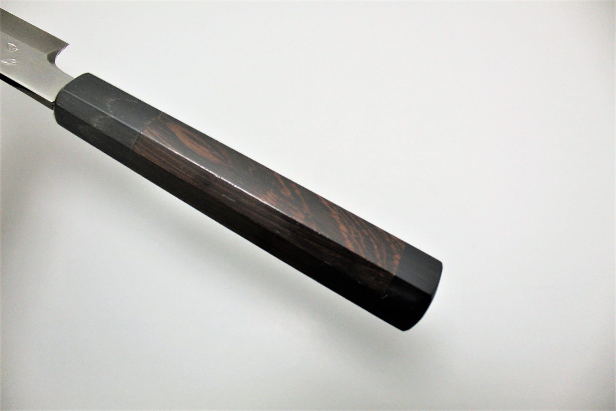 Kitchen Knives - Sakura Hanafubuki Hien Kengata Yanagiba Slicer With Saya 270mm (10.6") - Ginsan Stainless Steel - Hand Etched