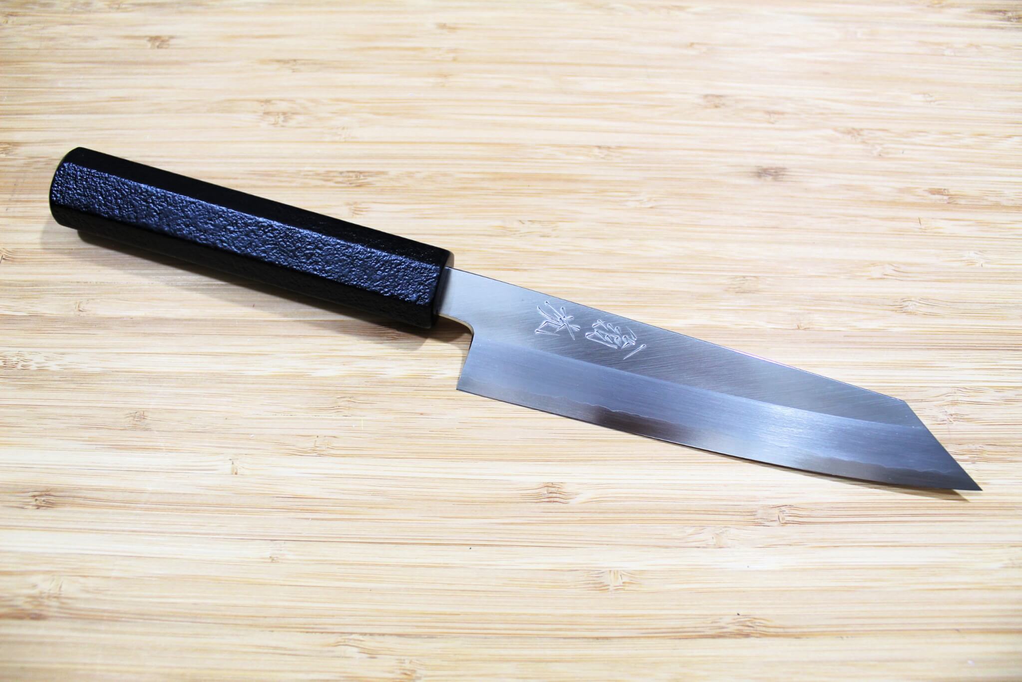 Understanding the OUL Brand: The Legacy of Fukui Hamono and Sakai Innovation