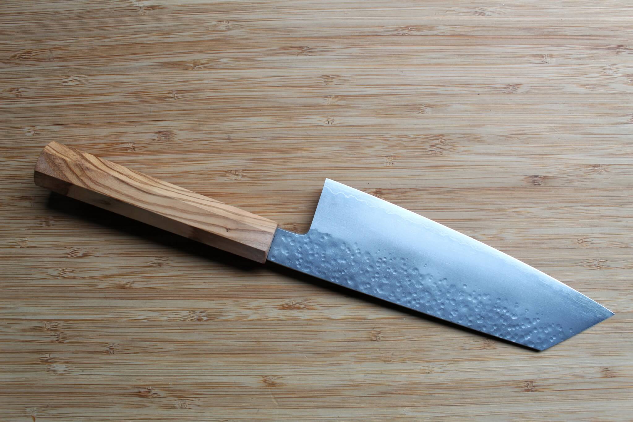Hado Shiosai SG2 Powdered Stainless 180mm Bunka - Olive Wood Handle
