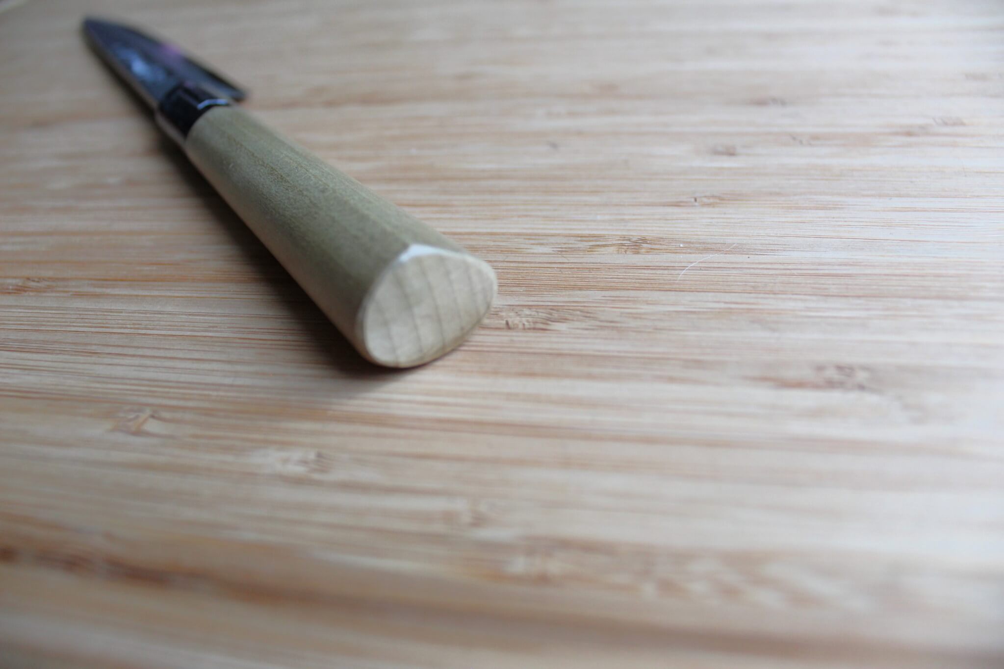 Miki Hamono Yanagiba Slicer Knife Shironiko Damascus Magnolia Handle