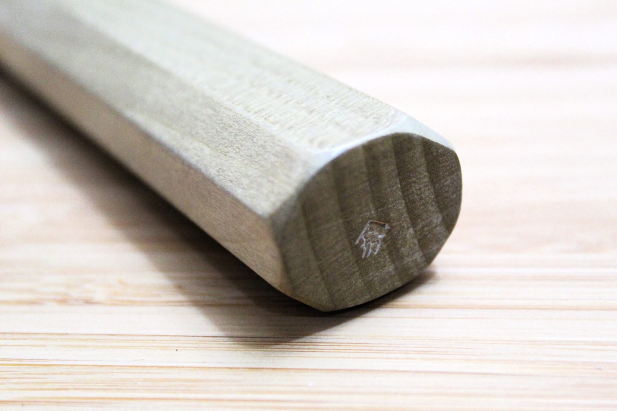 OUL Santoku Hammered Shironiko / White Steel #2 165 mm / 6.5"  Magnolia Handle