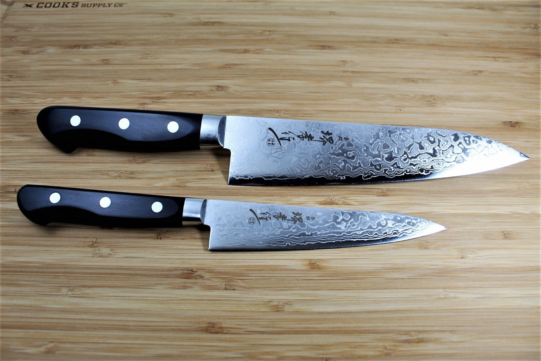 Kitchen Knives - Sakai Takayuki Japanese Knife Set Mirror Damascus 45 Layer Petty Knife 135mm (5.3")  Gyuto (Chef's Knife) 180mm (7.1")