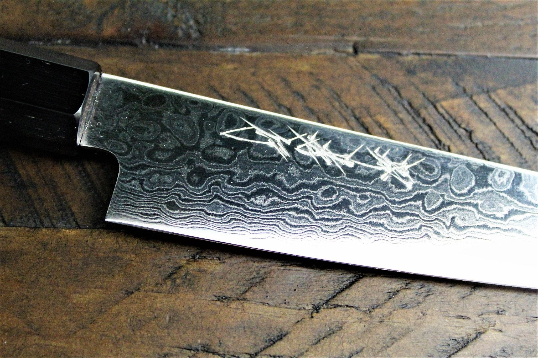 Kitchen Knives - Sakai Takayuki Petty Knife 135 Mm (5.3") / 150mm (5.9") Damascus 69 Layer - Ginga