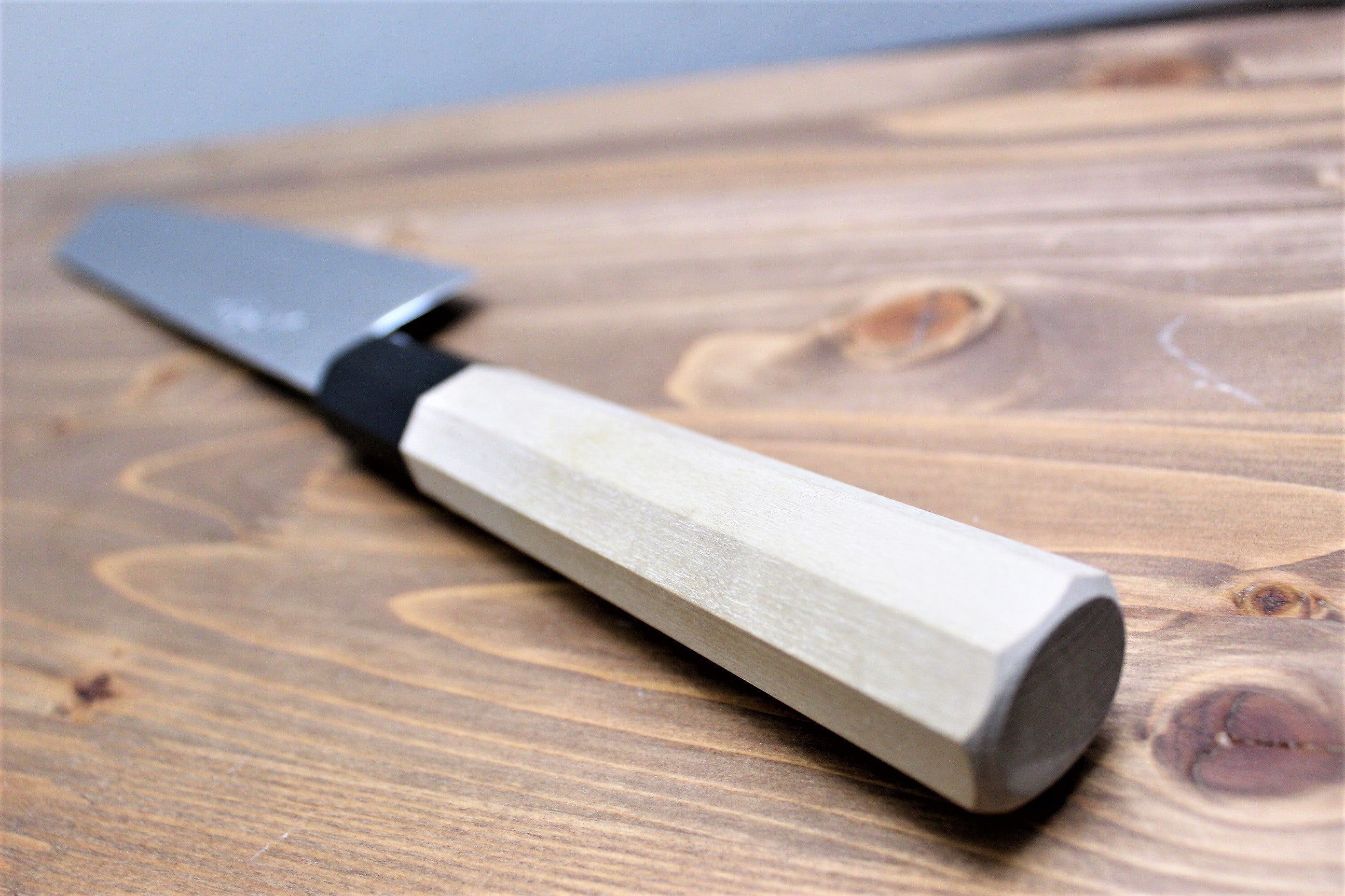 Knife - Kaneshige Hamono 10A Nickel Damascus 67 Layer Kiritsuke Gyuto Knife 210 Mm (8.2")